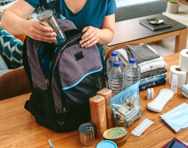 What-Should-Be-in-an-Emergency-Bag-